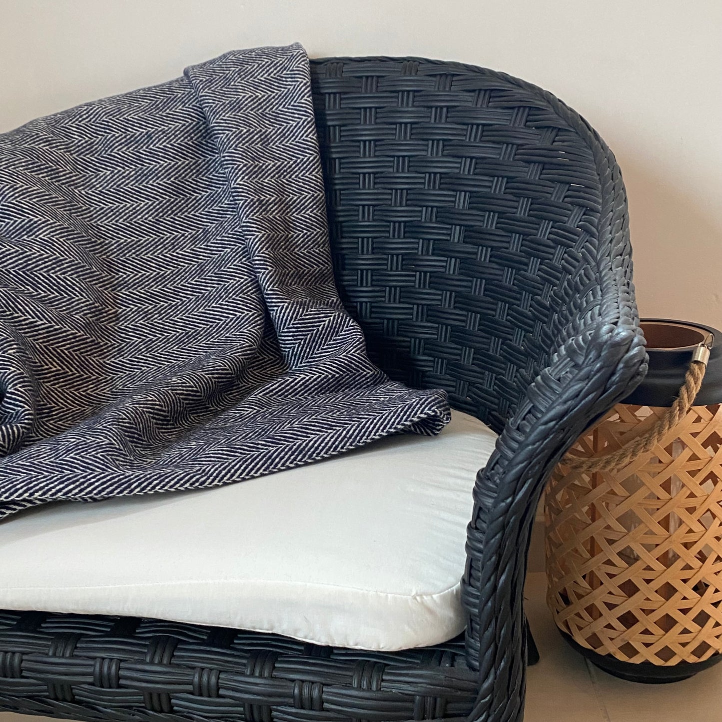 Plaids 100% coton - Chevrons bleus marines et blancs
