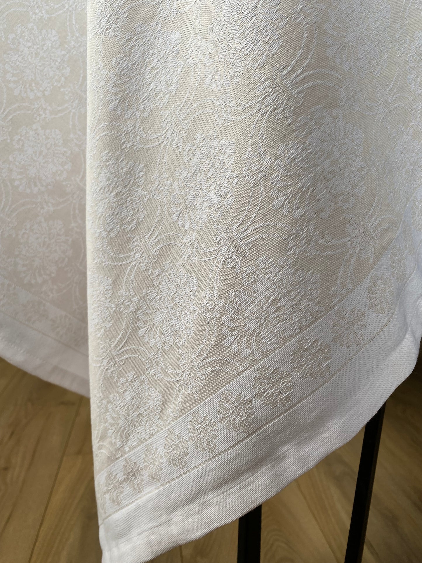 Nappes 100% coton - Jacquard 150x260cm