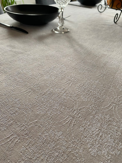 Nappes 100% coton - Jacquard 150x260cm