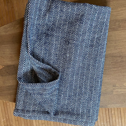 Plaids 100% coton - Chevrons bleus marines et blancs